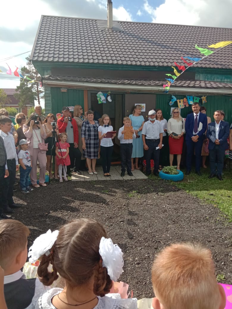 д.Приветное (без статуса юридического лица).
